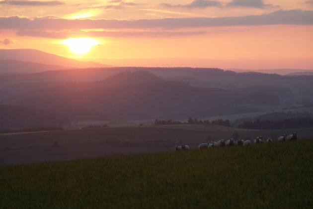 Zkout Broumovska - Pohled na Tpelice, Adrpach, Krkonoe