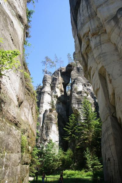 Adrpask skly - Mezi skalisky